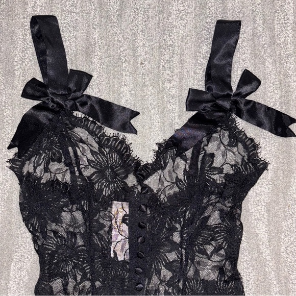 VTG Victoria’s Secret Gold Label Black Lace Teddy Bows Buttons Sheer Women’s S - Picture 4 of 6